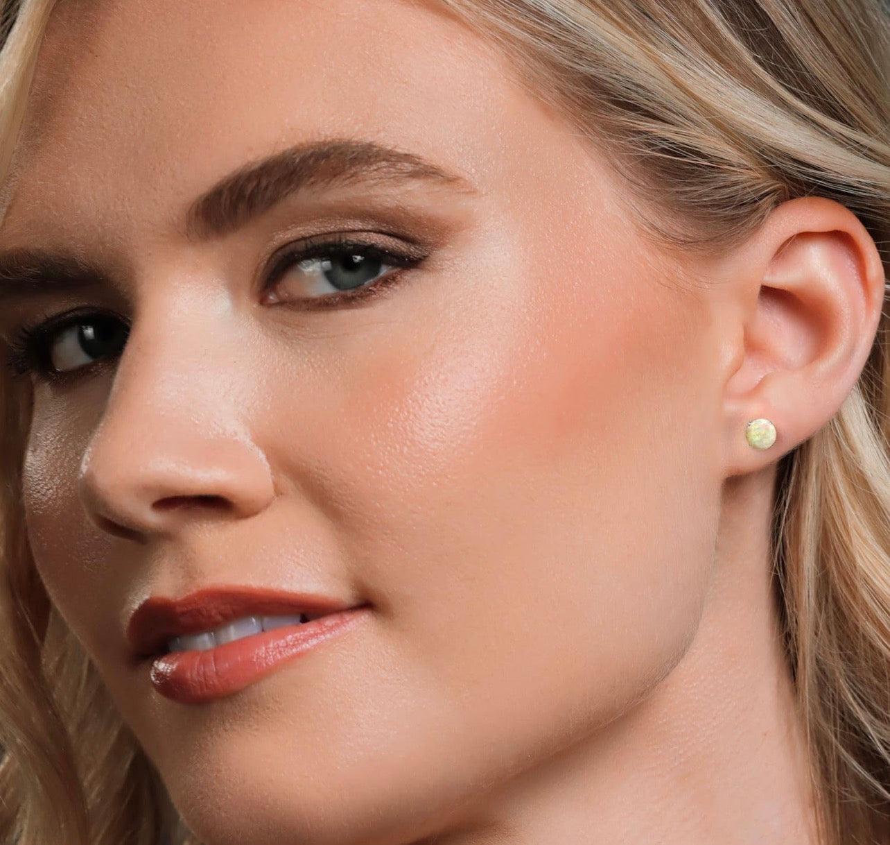 1 CT Ethiopian Opal Stud Earrings – Natural Fire, Timeless Beauty